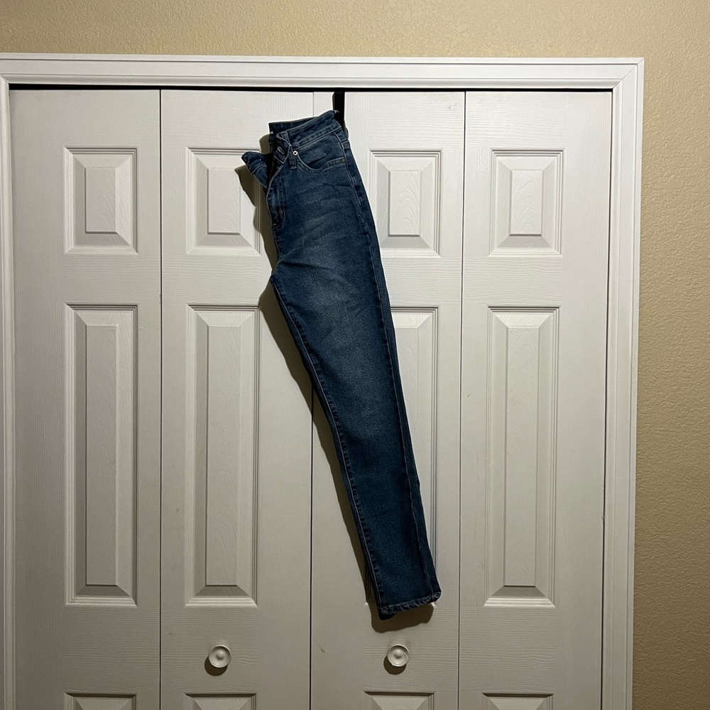 Fashion nova skinny jeans